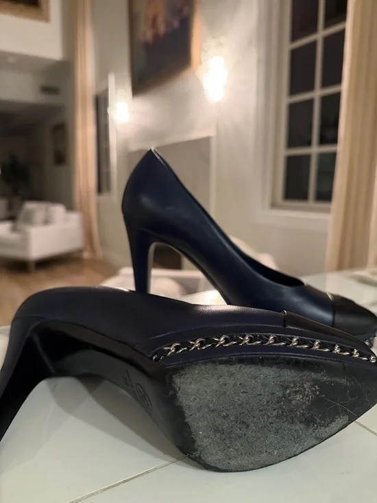 Chanel - Picture 4 of 4